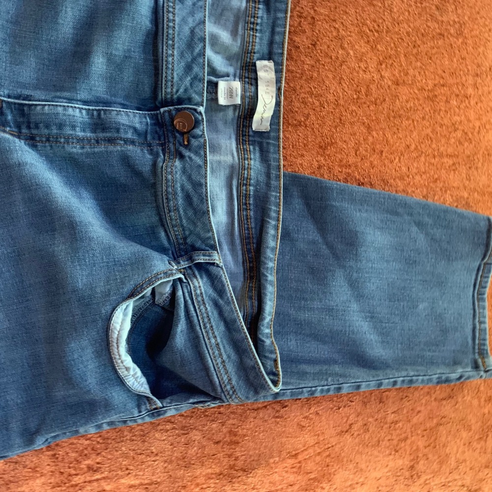 Est 1946 Denim Classic Straight Leg Blue Jeans Womens Size 28W Medium Wash - Picture 5 of 9